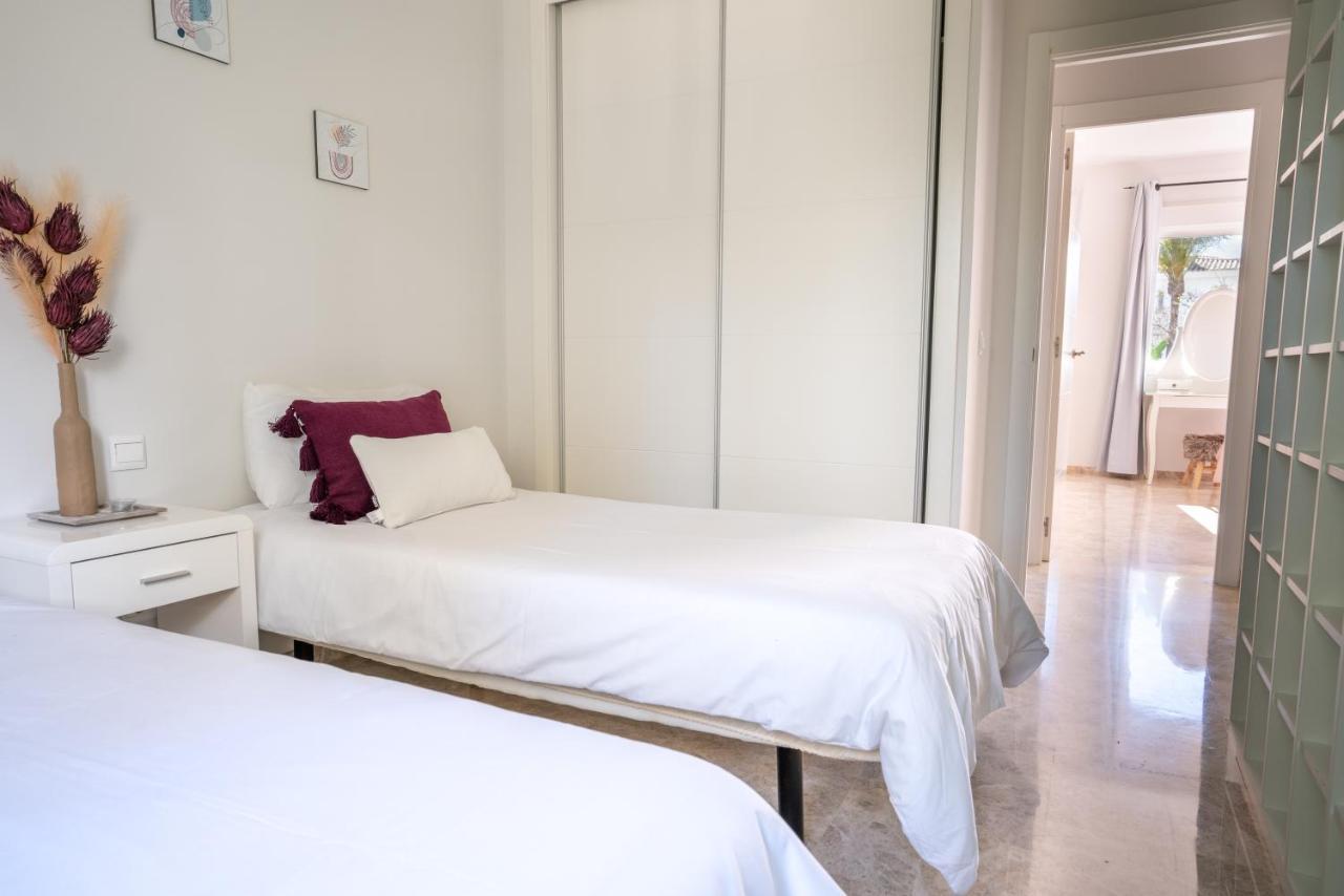 2Bdr Penthouse, Los Naranjos, W/Pool, 2Km P.Banus ماربيا المظهر الخارجي الصورة