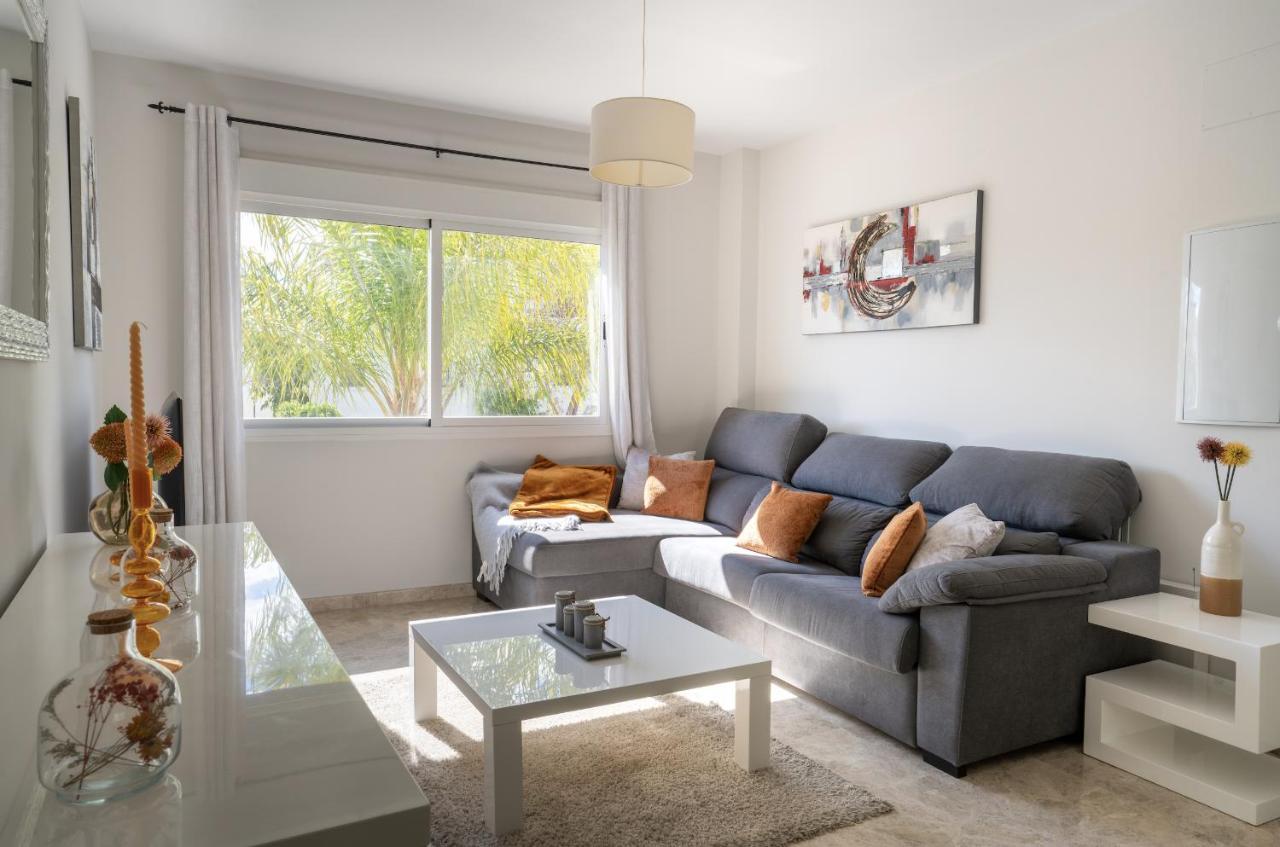 2Bdr Penthouse, Los Naranjos, W/Pool, 2Km P.Banus ماربيا المظهر الخارجي الصورة
